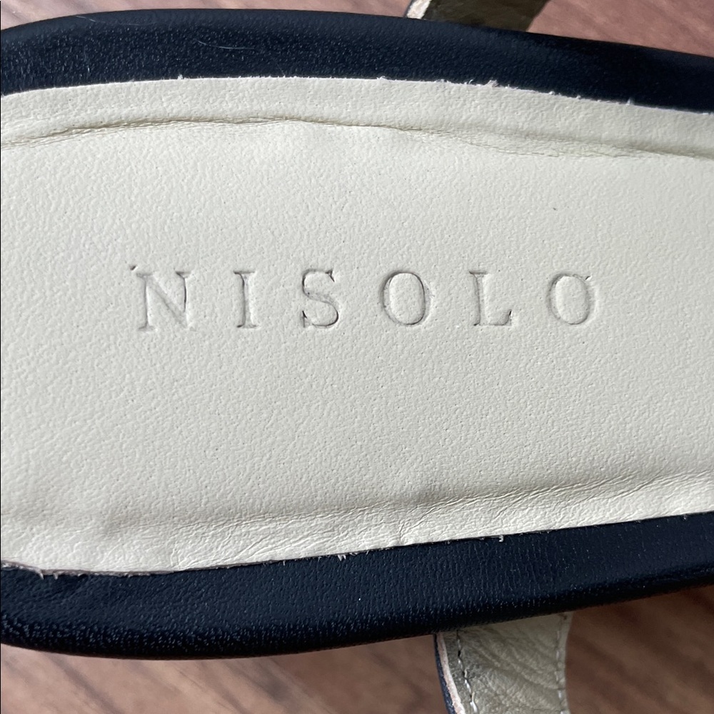 Nisolo Black Leather Block Heel Sandals - Picture 2 of 11